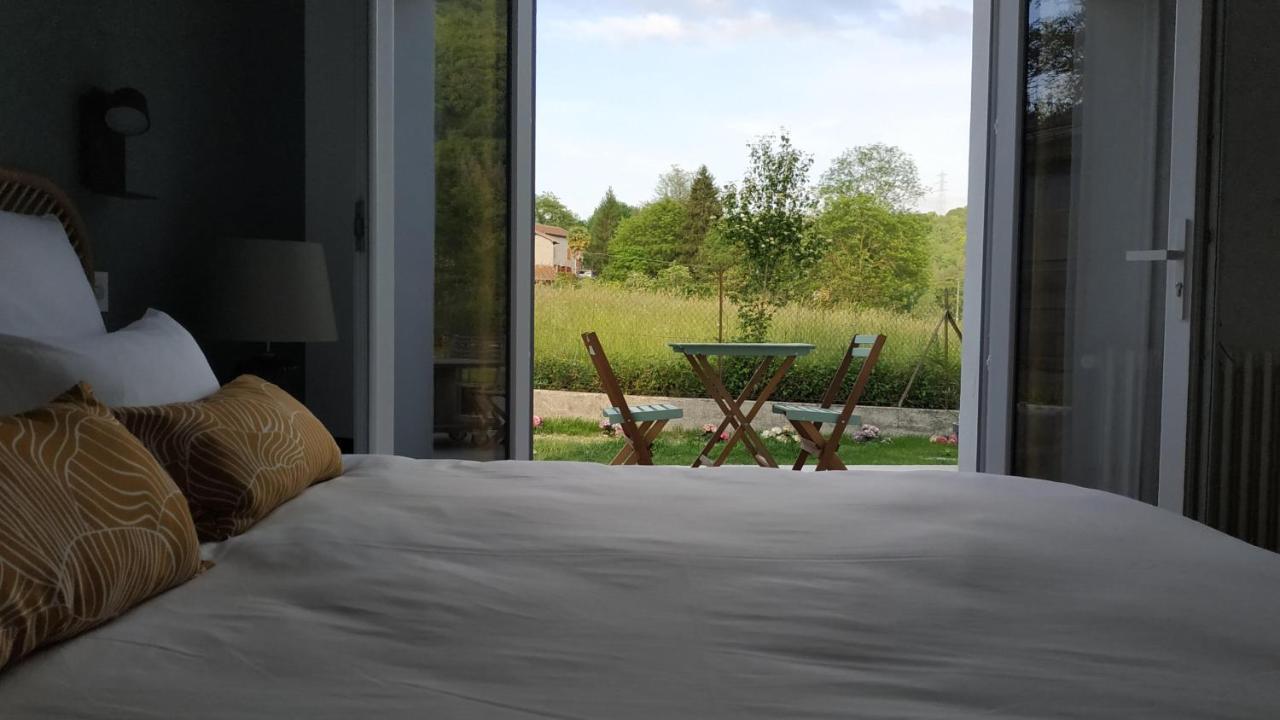 Bed and Breakfast Le Jardin De Moulis, Saint Girons, Ariege, Pyrenees, Экстерьер фото