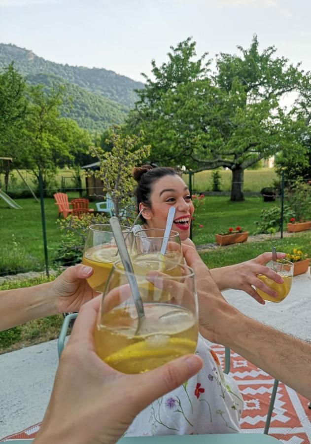 Bed and Breakfast Le Jardin De Moulis, Saint Girons, Ariege, Pyrenees, Экстерьер фото
