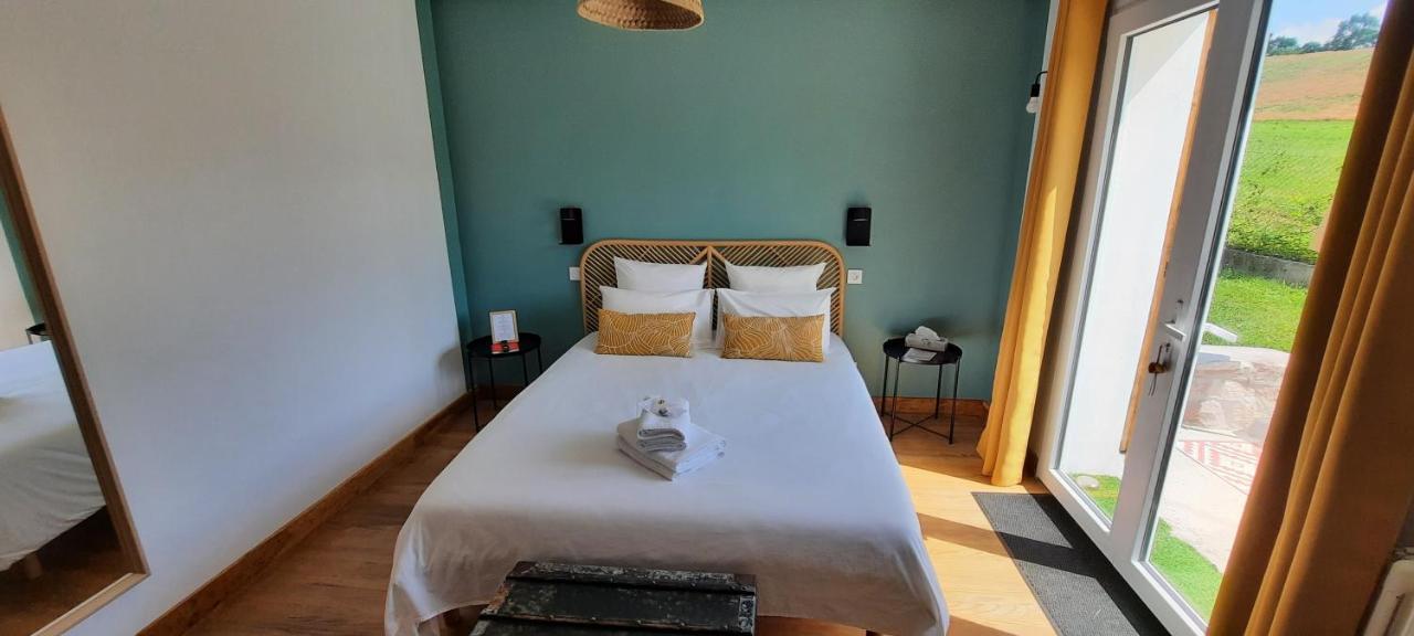Bed and Breakfast Le Jardin De Moulis, Saint Girons, Ariege, Pyrenees, Экстерьер фото