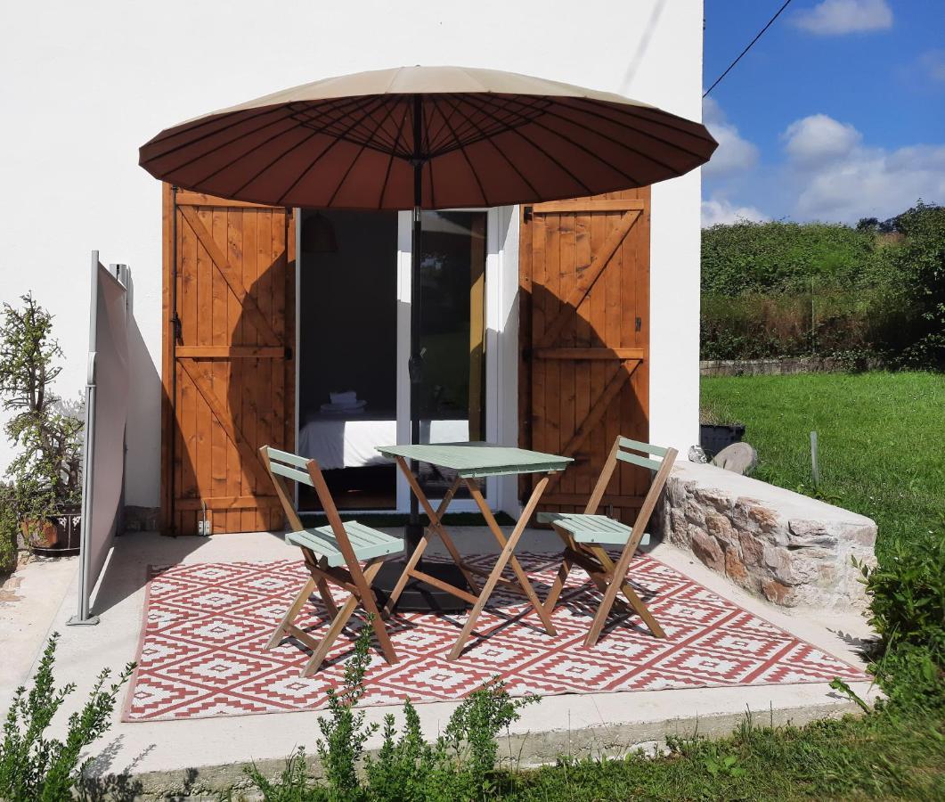 Bed and Breakfast Le Jardin De Moulis, Saint Girons, Ariege, Pyrenees, Экстерьер фото