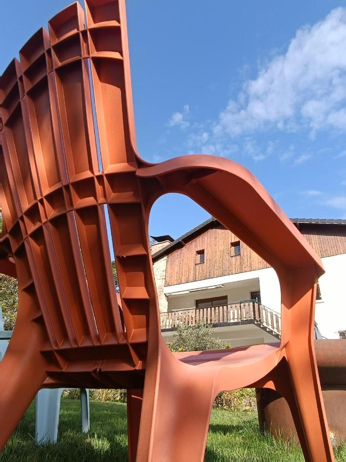 Bed and Breakfast Le Jardin De Moulis, Saint Girons, Ariege, Pyrenees, Экстерьер фото