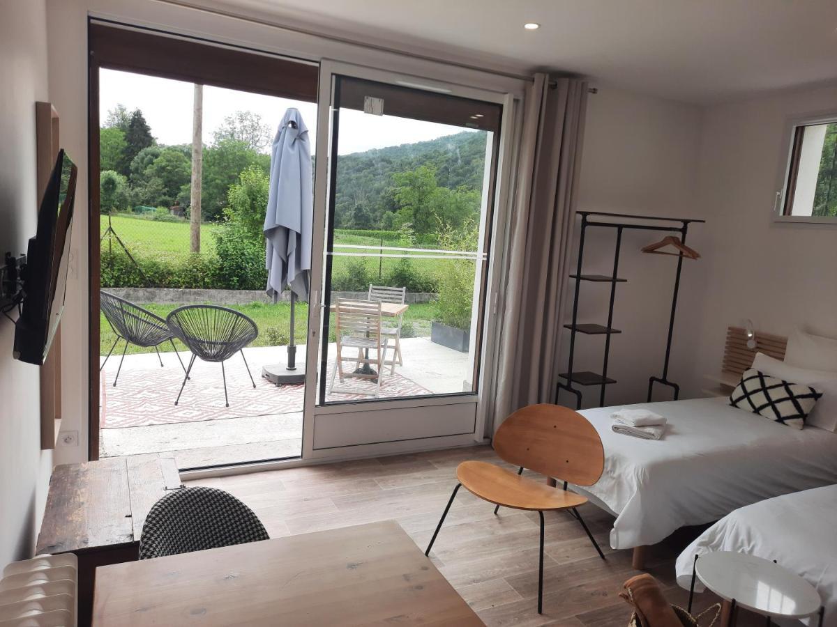 Bed and Breakfast Le Jardin De Moulis, Saint Girons, Ariege, Pyrenees, Экстерьер фото